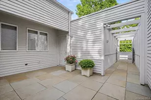 32 Beechwood Way, Briarcliff Manor, NY 10510 - Photo 3