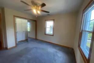 1760 Slocum St, Hewlett, NY 11557 - Photo 5