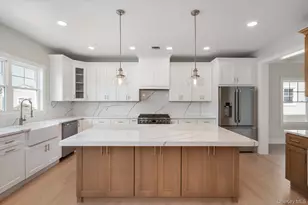 17 Island Pkwy, Island Park, NY 11558 - Photo 3