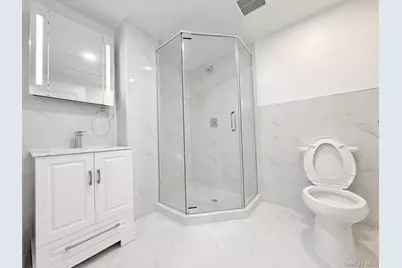 13450 Blossom Avenue #4F, Flushing, NY 11355 - Photo 7