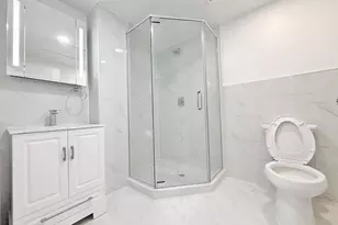 134-50 Blossom Ave, Flushing, NY 11355 - Photo 7