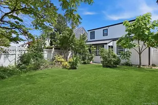 48 Flower St, Hicksville, NY 11801 - Photo 5