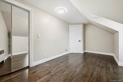 48 Flower Street, Hicksville, NY 11801 - Photo 35