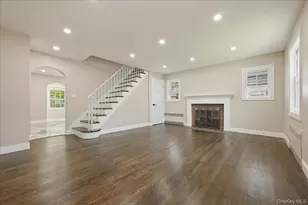 48 Flower St, Hicksville, NY 11801 - Photo 7