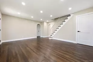 48 Flower St, Hicksville, NY 11801 - Photo 13