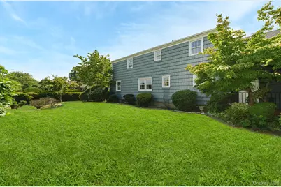 23 Spruce Street, Farmingdale, NY 11735 - Photo 7