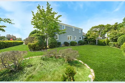23 Spruce Street, Farmingdale, NY 11735 - Photo 5