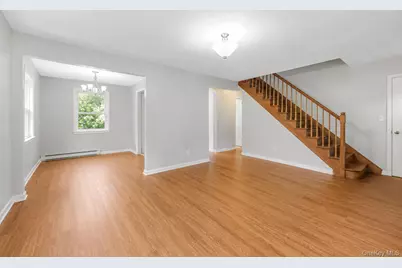 676 Scarsdale Road, Tuckahoe, NY 10707 - Photo 5