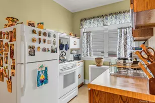64-17 Eliot Ave, Middle Village, NY 11379 - Photo 27