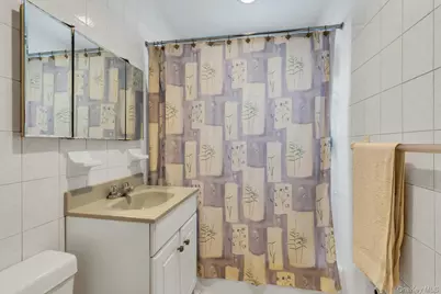 6417 Eliot Avenue, Middle Village, NY 11379 - Photo 33