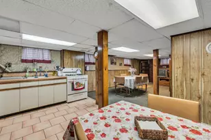 64-17 Eliot Ave, Middle Village, NY 11379 - Photo 35