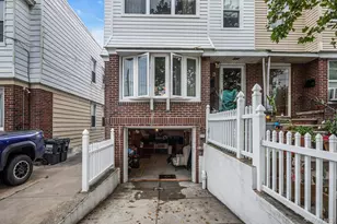 64-17 Eliot Ave, Middle Village, NY 11379 - Photo 45