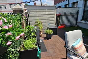 76-08 69th Pl, Glendale, NY 11385 - Photo 17