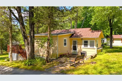 50 Glanhope Road #21, Hopewell Junction, NY 12533 - Photo 1