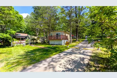 50 Glanhope Road #21, Hopewell Junction, NY 12533 - Photo 3