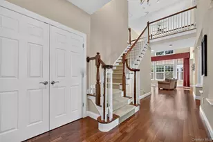 18 Sassafras Cir, Hopewell Junction, NY 12533 - Photo 5