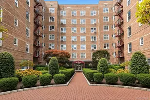 64-11 99th St, Rego Park, NY 11374 - Photo 23