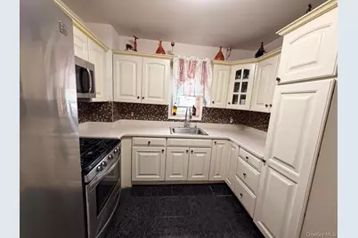 13744 218th Street, Springfield Gardens, NY 11413 - Photo 3