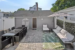 80 Central Blvd, Merrick, NY 11566 - Photo 27