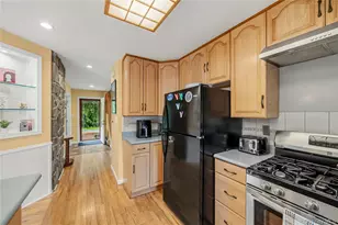 37 Rumsey Rd, Greenwood Lake, NY 10925 - Photo 15