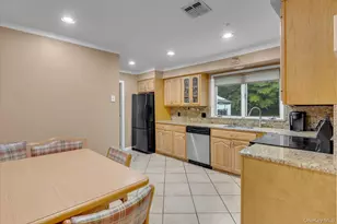 29 Wintergreen Dr, Melville, NY 11747 - Photo 11