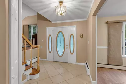 29 Wintergreen Drive, Melville, NY 11747 - Photo 3