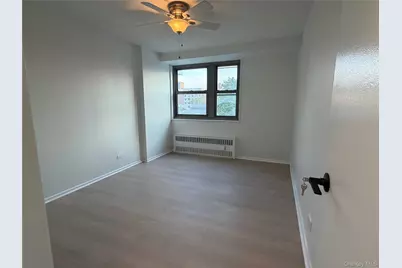 290 W 232nd Street #4F, Bronx, NY 10463 - Photo 9