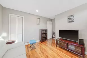 37 Oak Forest Dr, Islandia, NY 11749 - Photo 19