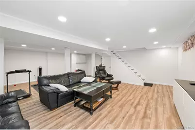 1954 Kirkwood Avenue, Merrick, NY 11566 - Photo 23