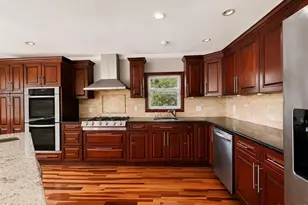 21 Vailshire Cir, Nanuet, NY 10954 - Photo 7