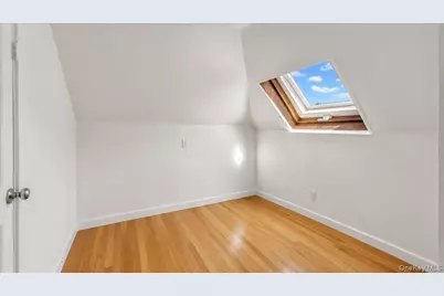 228 Weyman Avenue, New Rochelle, NY 10805 - Photo 23