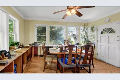 228 Weyman Avenue, New Rochelle, NY 10805 - Photo 9