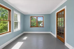 228 Weyman Ave, New Rochelle, NY 10805 - Photo 15
