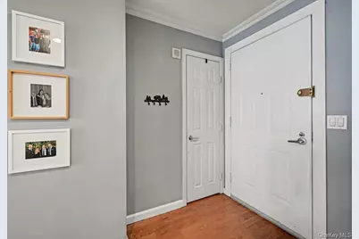 300 Mamaroneck Avenue #419, White Plains, NY 10605 - Photo 3