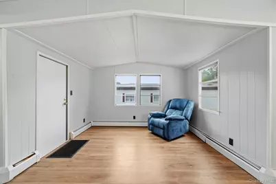 327 Currycross Road, New Windsor, NY 12553 - Photo 5