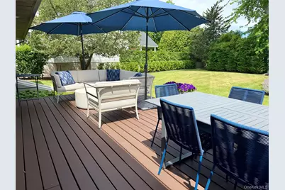 17 Locust Street, Riverhead, NY 11901 - Photo 13