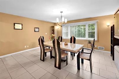 94 Franklin Avenue, Valhalla, NY 10595 - Photo 9