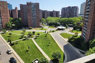 61-25 98th St, Rego Park, NY 11374 - Photo 5