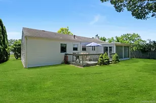 82 Holbrooke Rd, White Plains, NY 10605 - Photo 29