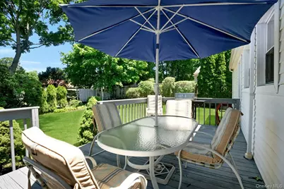 82 Holbrooke Road, White Plains, NY 10605 - Photo 27
