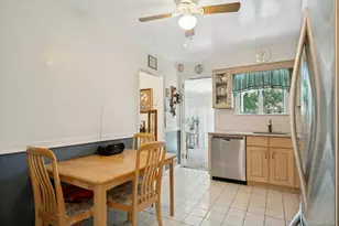 82 Holbrooke Rd, White Plains, NY 10605 - Photo 15