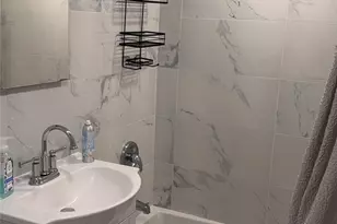 172 Jules Dr, New York, NY 10314 - Photo 5