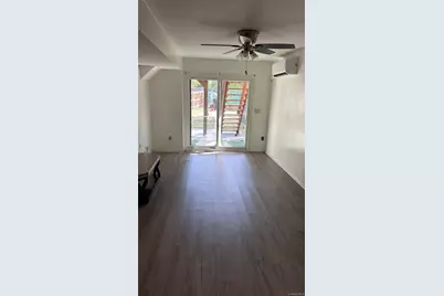 172 Jules Drive, New York, NY 10314 - Photo 3