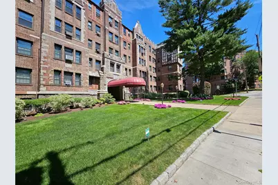 23 Old Mamaroneck Road #5K, White Plains, NY 10605 - Photo 1