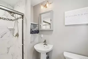 10 Hearthstone Ct., Farmingdale, NY 11735 - Photo 23