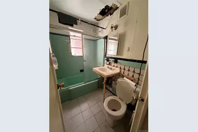 2928 Fenton Avenue, Bronx, NY 10469 - Photo 7
