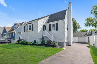 43 Westside Avenue, Freeport, NY 11520 - Photo 23
