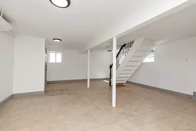43 Westside Avenue, Freeport, NY 11520 - Photo 17