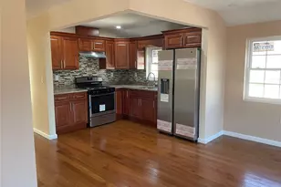 119-56 167th St, Jamaica, NY 11434 - Photo 9