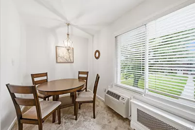 172 Edmunton #D 8, North Babylon, NY 11703 - Photo 5
